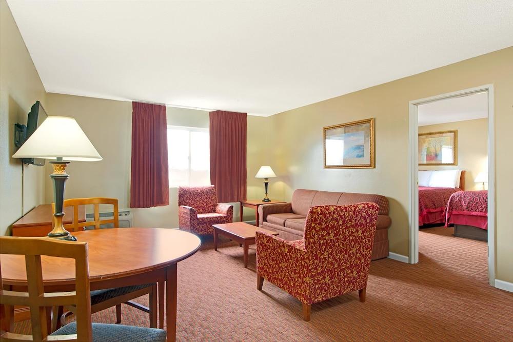 Days Inn By Wyndham St. Louis/Westport Mo Maryland Heights Extérieur photo